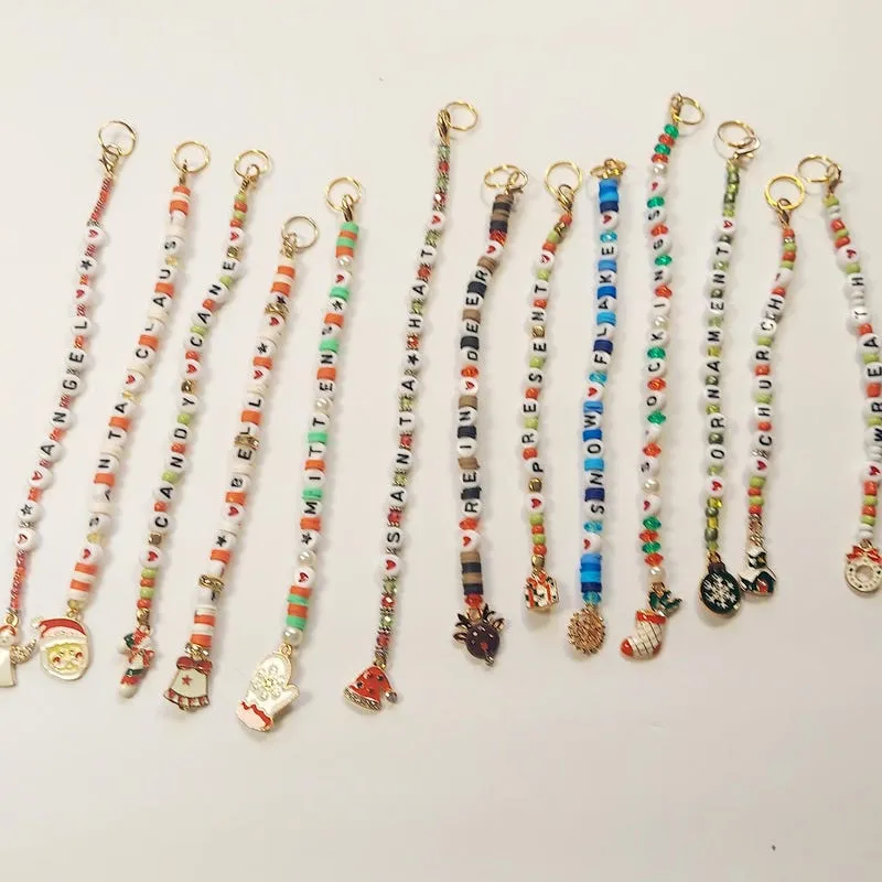 Christmas Beaded Keychain: Holiday Charm Zipper Pull